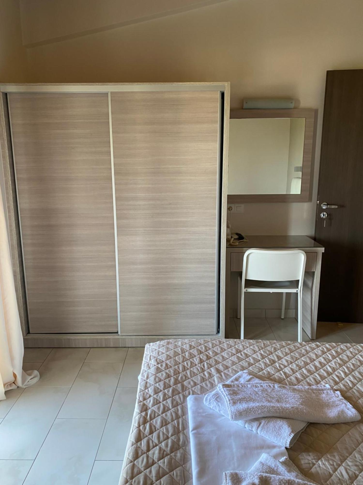 Endless Seaview Apartment B Alykes  Extérieur photo